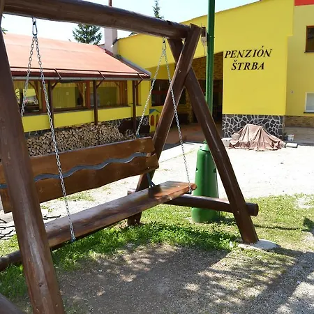 게스트하우스 Strba Štrbské Pleso